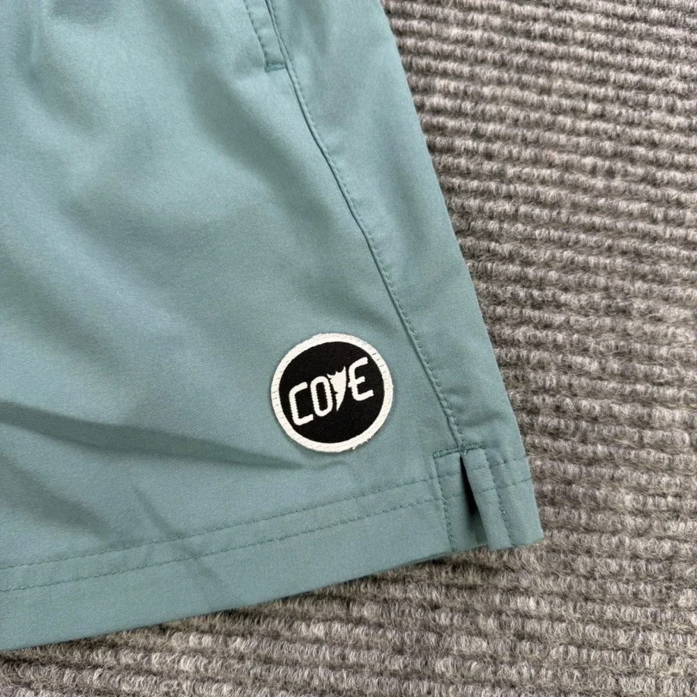 Cove USA Mens 30 Sage Green Hybrid Shorts Athletic Quick Dry Running Zip Pocket